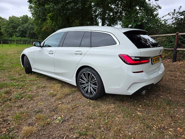 Bmw - 2020 - 3-serie - 320i high executive - k-543-dz - afbeelding 5 van  31