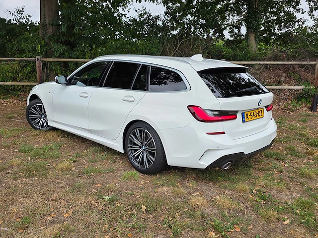 Bmw - 2020 - 3-serie - 320i high executive - k-543-dz - afbeelding 6 van  31