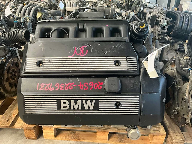 Bmw - 206s4 - car engine - afbeelding 1 van  5