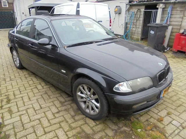 Bmw - 3-serie - 328i executive -75-nd-kl - afbeelding 4 van  11