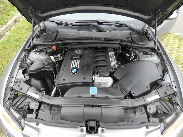 Bmw - 3-serie cabrio - 325i - car - 2008 - afbeelding 19 van  31