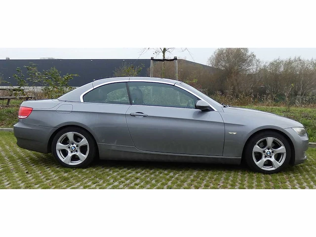 Bmw - 3-serie cabrio - 325i - car - 2008 - afbeelding 12 van  31