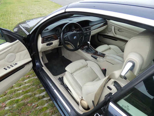 Bmw - 3-serie cabrio - 335i high executive - car - 2008 - afbeelding 3 van  25