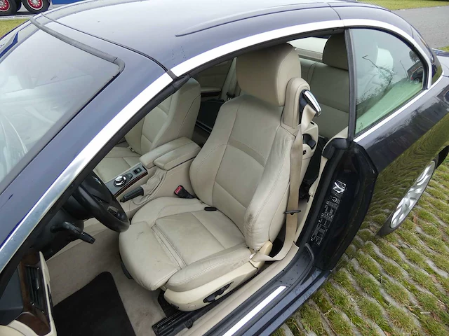 Bmw - 3-serie cabrio - 335i high executive - car - 2008 - afbeelding 4 van  25