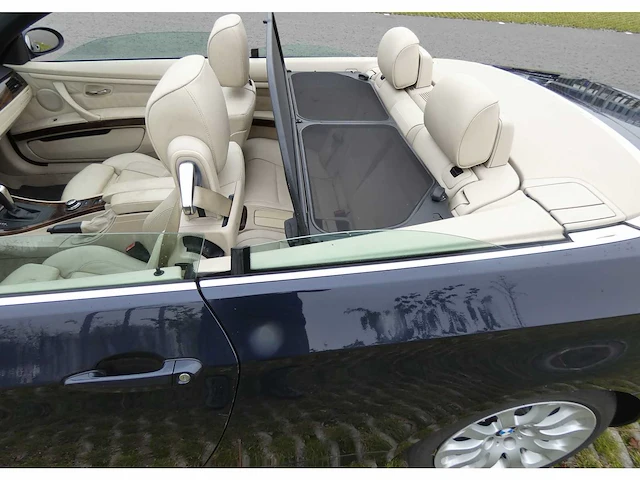 Bmw - 3-serie cabrio - 335i high executive - car - 2008 - afbeelding 16 van  25