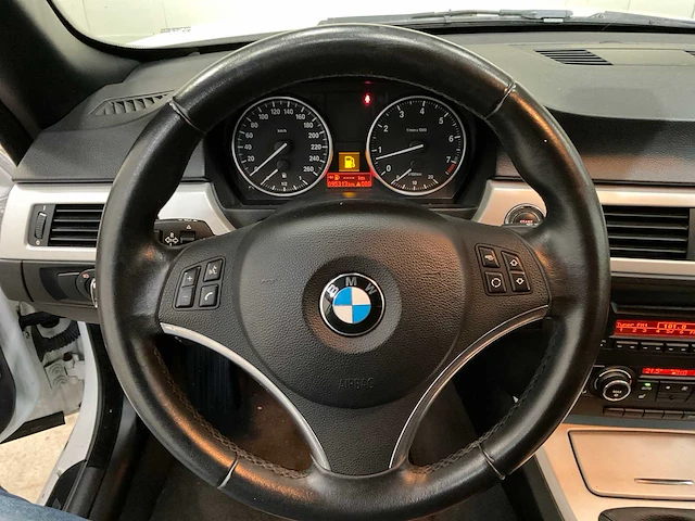 Bmw - 3-serie cabriolet - 2011 - afbeelding 3 van  28