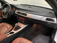 Bmw - 3-serie cabriolet - 2011 - afbeelding 16 van  28