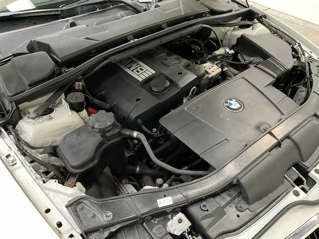 Bmw - 3-serie cabriolet - 2011 - afbeelding 17 van  28