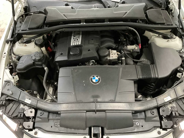 Bmw - 3-serie cabriolet - 2011 - afbeelding 18 van  28