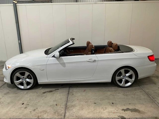 Bmw - 3-serie cabriolet - 2011 - afbeelding 26 van  28