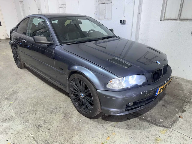 Bmw - 3-serie coupé - 320ci - 8-khg-67 - afbeelding 17 van  19