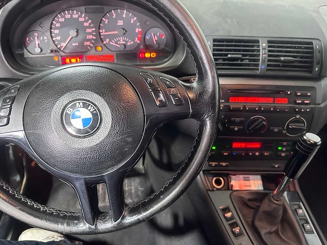 Bmw - 3-serie coupé - 320ci - 8-khg-67 - afbeelding 19 van  19