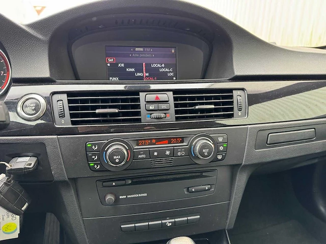 Bmw - 3-serie coupé - 325xi high executive 4wd 1255 - afbeelding 7 van  9