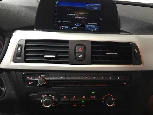 Bmw - 3-serie touring - 316i business - 3-xrl-15 - afbeelding 6 van  23