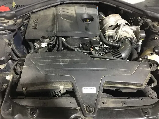 Bmw - 3-serie touring - 316i business - 3-xrl-15 - afbeelding 14 van  23