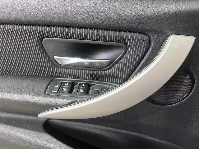 Bmw - 3-serie touring - 316i executive - 2-tjt-55 - afbeelding 17 van  18
