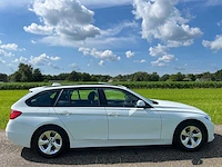 Bmw - 3-serie touring - 318d high executive - panorama dak - tp-878-l - 2014 - afbeelding 12 van  16
