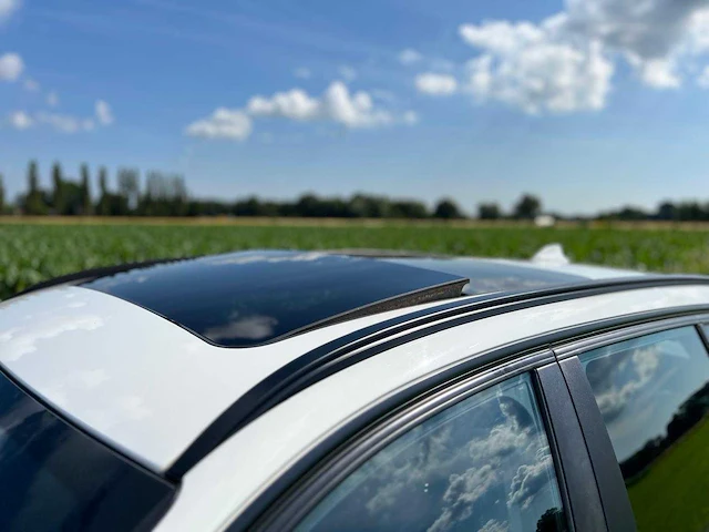 Bmw - 3-serie touring - 318d high executive - panorama dak - tp-878-l - 2014 - afbeelding 15 van  16
