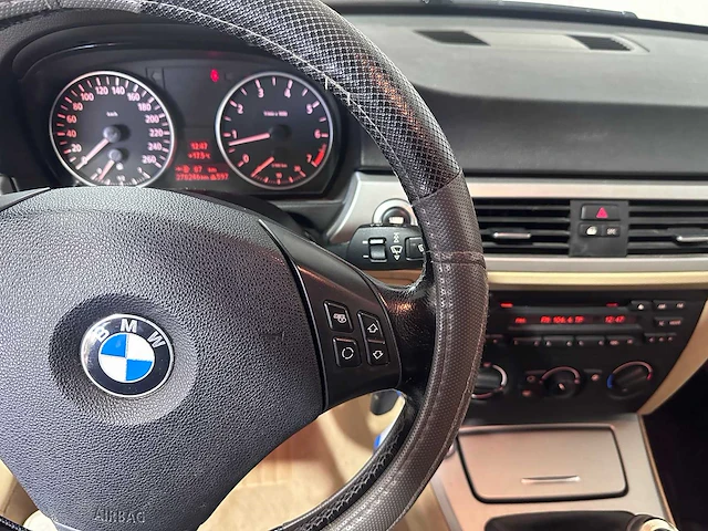 Bmw - 3-serie touring - 318i - 20-sx-ht - afbeelding 2 van  19