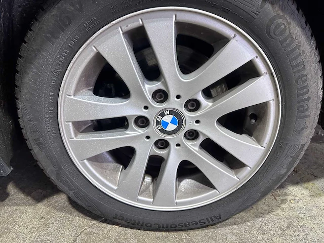 Bmw - 3-serie touring - 318i - 20-sx-ht - afbeelding 9 van  19