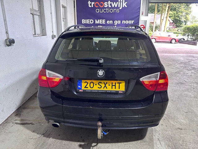 Bmw - 3-serie touring - 318i - 20-sx-ht - afbeelding 14 van  19