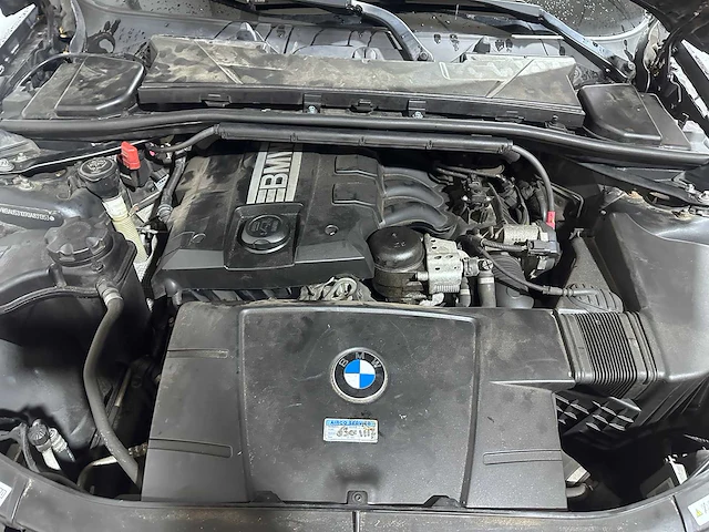 Bmw - 3-serie touring - 318i corp.l.bns line - 92-nvt-2 - afbeelding 13 van  22