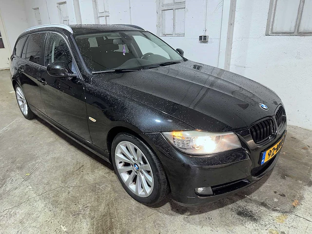 Bmw - 3-serie touring - 318i corp.l.bns line - 92-nvt-2 - afbeelding 20 van  22