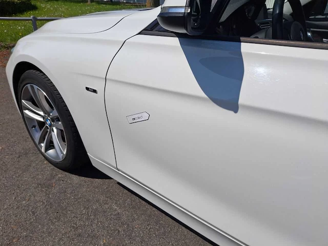 Bmw - 3-serie touring - 320d high executive - 2012 - 184pk - afbeelding 17 van  36