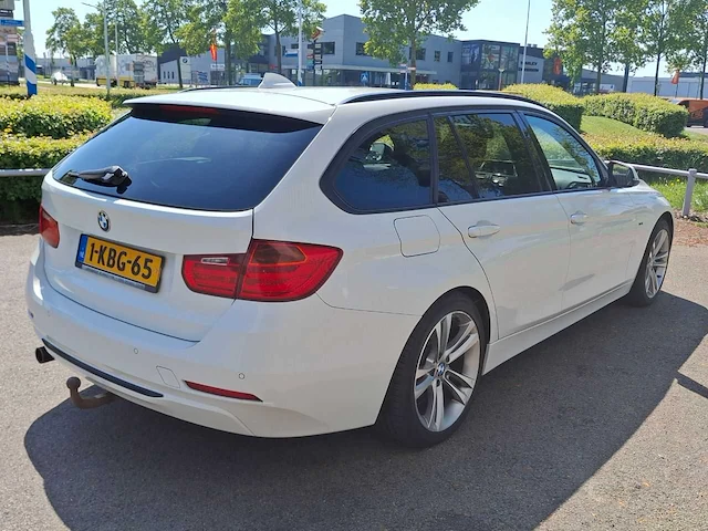 Bmw - 3-serie touring - 320d high executive - 2012 - 184pk - afbeelding 23 van  36