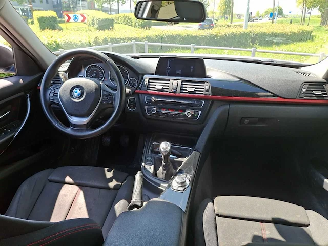 Bmw - 3-serie touring - 320d high executive - 2012 - 184pk - afbeelding 32 van  36