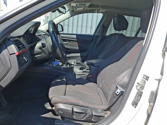 Bmw - 3-serie touring - 320d high executive - 2012 - 184pk - afbeelding 34 van  36