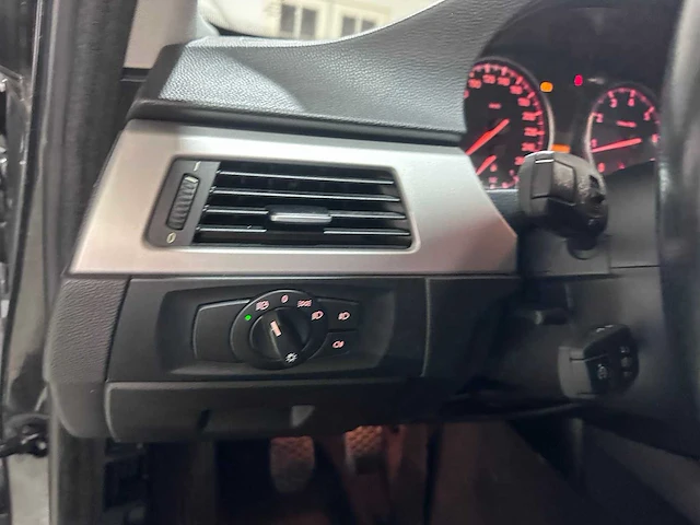 Bmw - 3-serie touring - 320i - n-395-gs - afbeelding 12 van  20