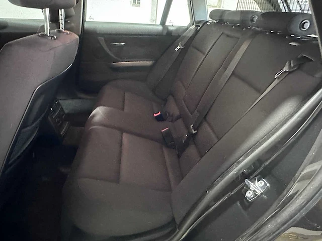 Bmw - 3-serie touring - 320i - n-395-gs - afbeelding 16 van  20