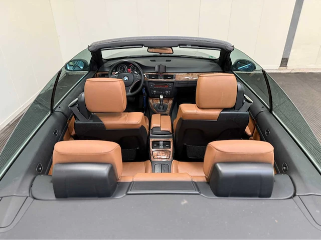 Bmw - 335i cabrio - personenauto - 2007 - afbeelding 8 van  36