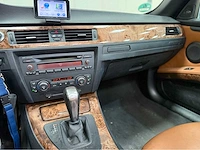 Bmw - 335i cabrio - personenauto - 2007 - afbeelding 15 van  36