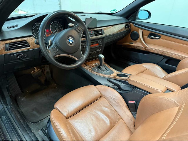 Bmw - 335i cabrio - personenauto - 2007 - afbeelding 5 van  36