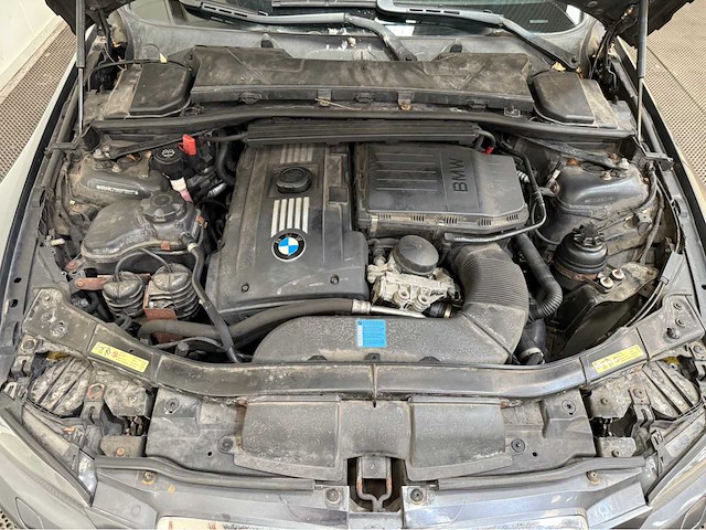 Bmw - 335i cabrio - personenauto - 2007 - afbeelding 24 van  36