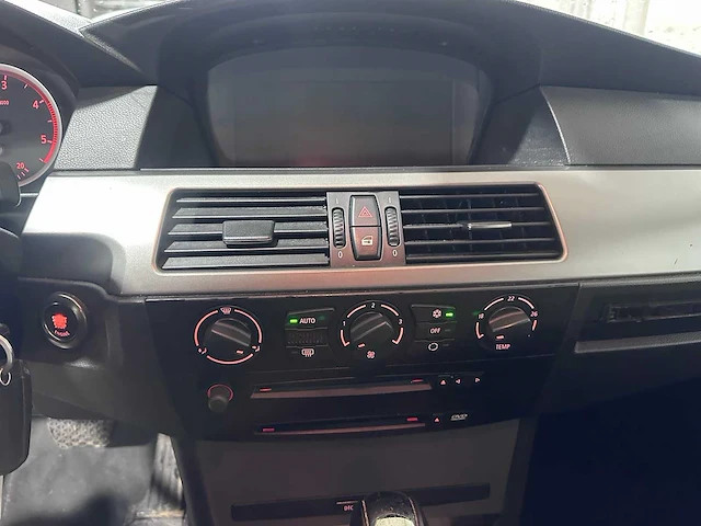 Bmw - 5-serie - 525d corporate - 94-tj-rf - afbeelding 6 van  21