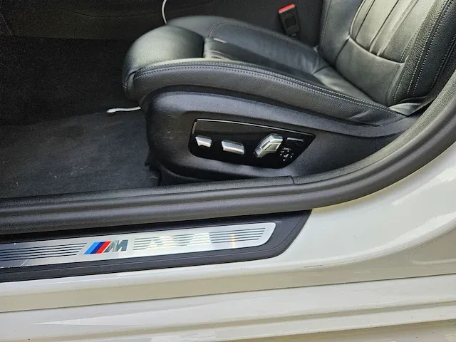 Bmw - 5-serie - 530d - fabrieksgarantie tot 28-04-2024 - afbeelding 4 van  38