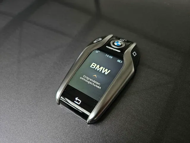 Bmw - 5-serie - 530d - fabrieksgarantie tot 28-04-2024 - afbeelding 31 van  38