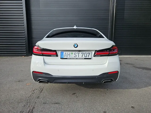 Bmw - 5-serie - 530d - fabrieksgarantie tot 28-04-2024 - afbeelding 37 van  38