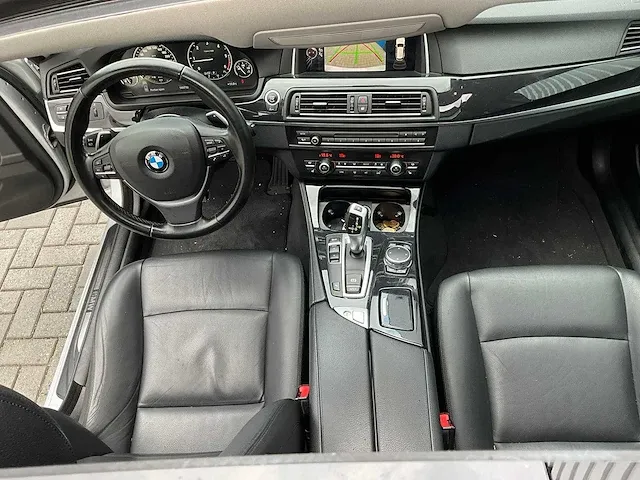 Bmw - 5-serie touring - 520d m sport he. - afbeelding 23 van  34