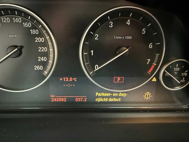 Bmw - 5-serie touring - 520i - personenauto - 2013 - afbeelding 17 van  34