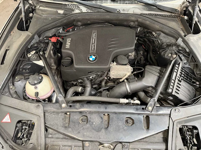 Bmw - 5-serie touring - 520i - personenauto - 2013 - afbeelding 22 van  34