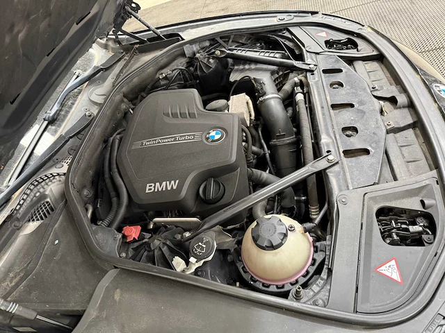 Bmw - 5-serie touring - 520i - personenauto - 2013 - afbeelding 24 van  34