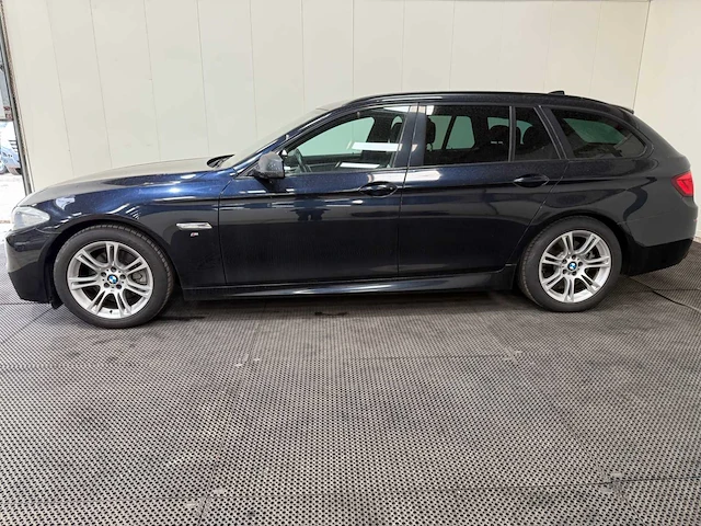 Bmw - 5-serie touring - 520i - personenauto - 2013 - afbeelding 23 van  34