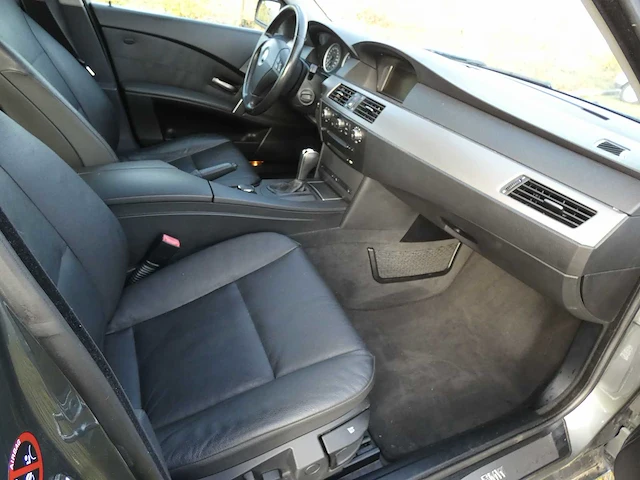 Bmw - 5-serie touring - 523i - car - 2007 - afbeelding 26 van  26