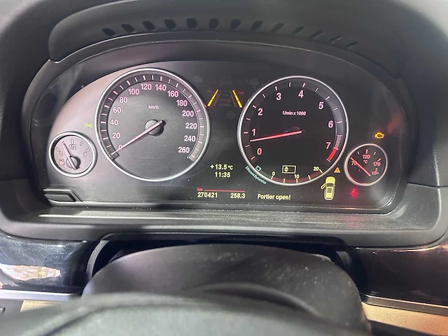 Bmw - 5-serie touring - 523i executive - 18-nsl-2 - afbeelding 3 van  20