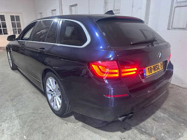 Bmw - 5-serie touring - 523i executive - 18-nsl-2 - afbeelding 14 van  20
