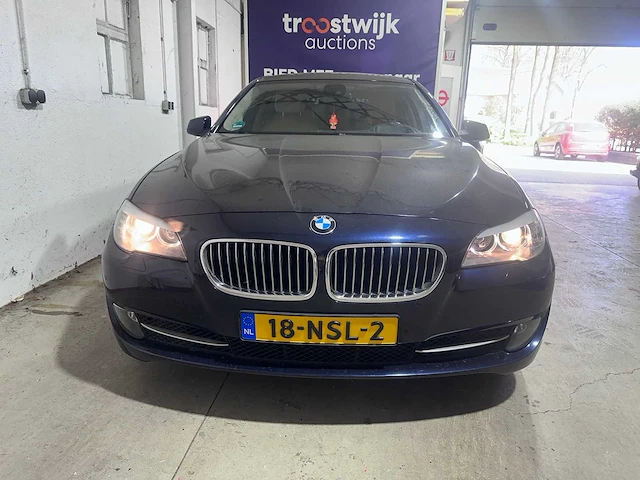Bmw - 5-serie touring - 523i executive - 18-nsl-2 - afbeelding 19 van  20
